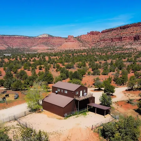 Kanab Barn Loft House On 40 Acres Pet Friendly